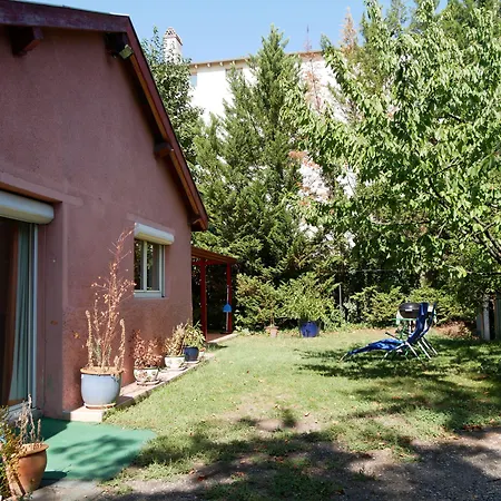 Seignemartin Bed & Breakfast