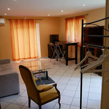 塞内马丁别墅住宿加早餐旅馆 3*